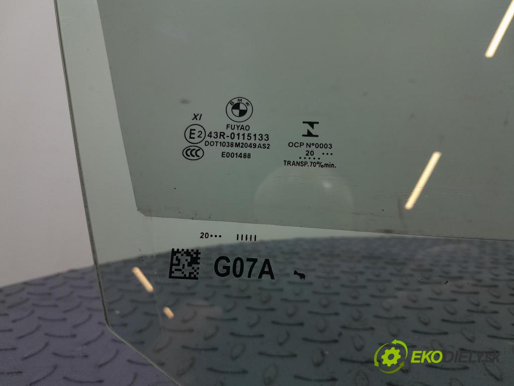 Bmw X7 2021 sklo dveře před Práva: