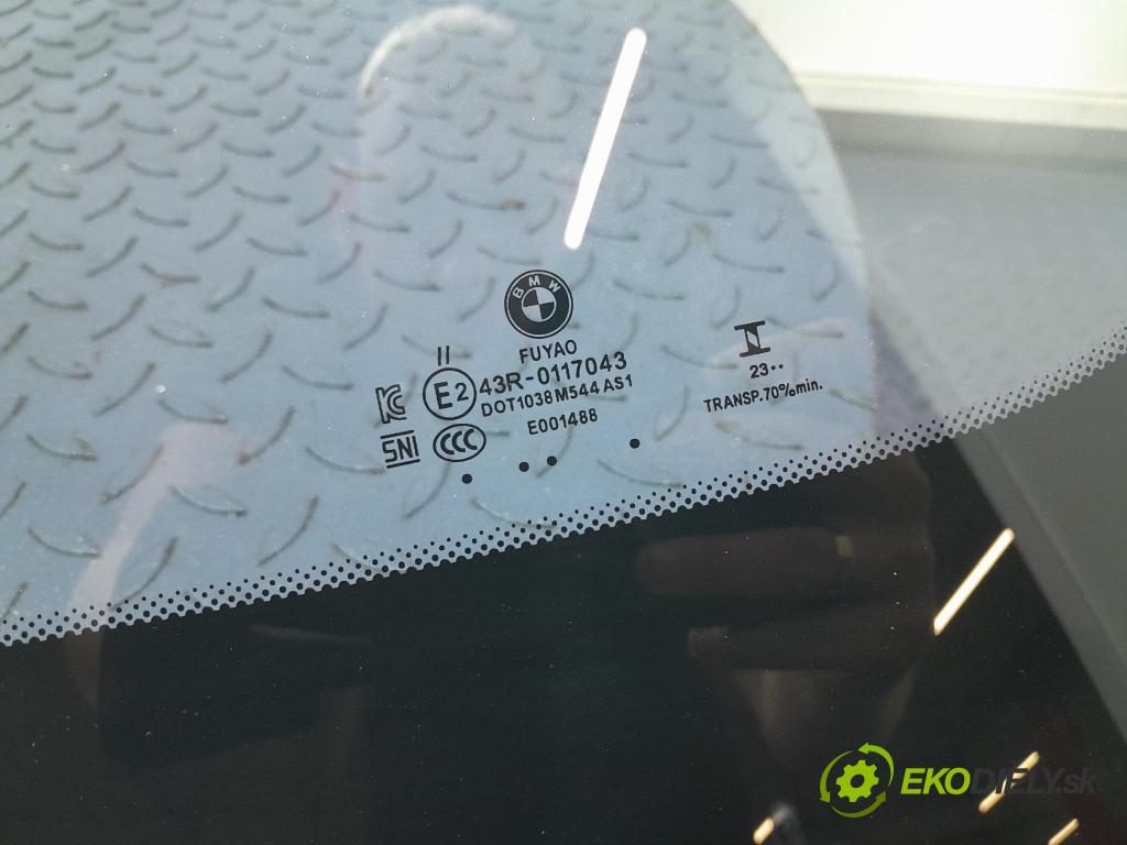 Bmw X7 2021 sklo Čelní přední: