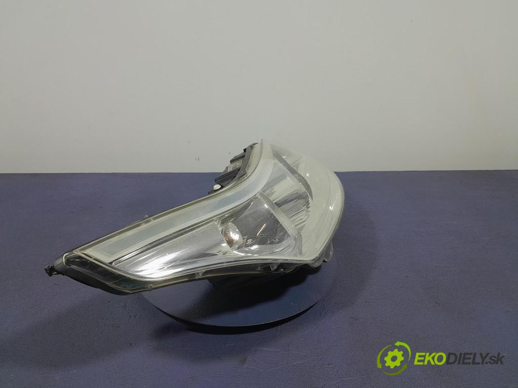 Citroen C4 2008 světlo v pravo: 9684382280