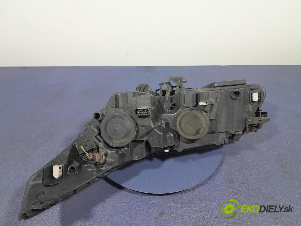 Citroen C4 2008 světlo v pravo: 9684382280