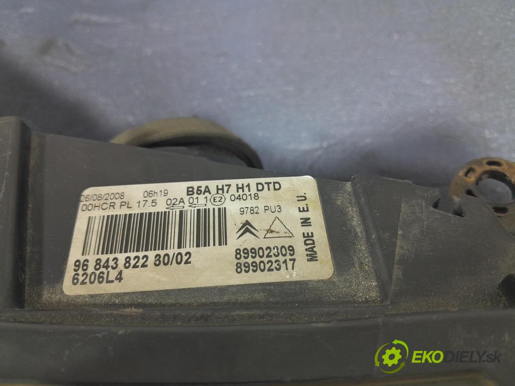Citroen C4 2008 světlo v pravo: 9684382280