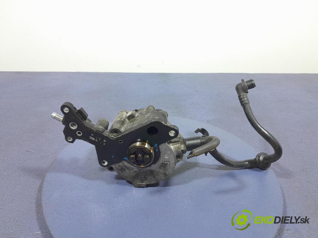 Vw Polo 2007 čerpadlo vakuová 038145209