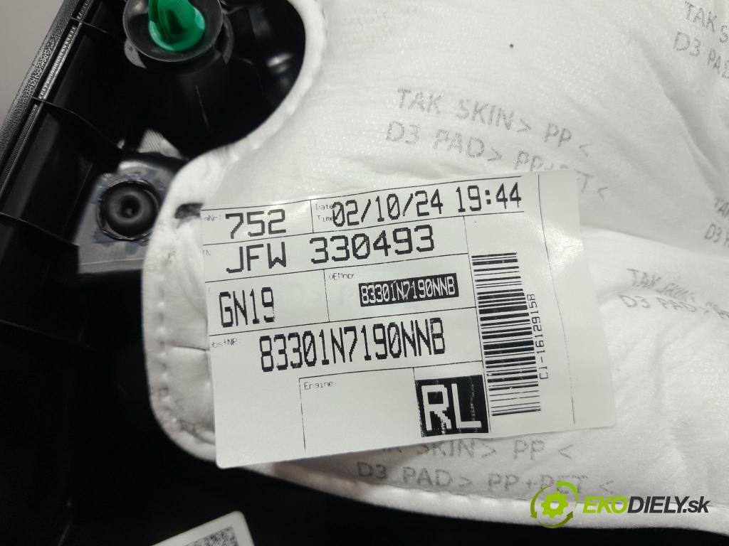 Hyundai Tucson 2024 Čalounictví: dvere zad ľavá