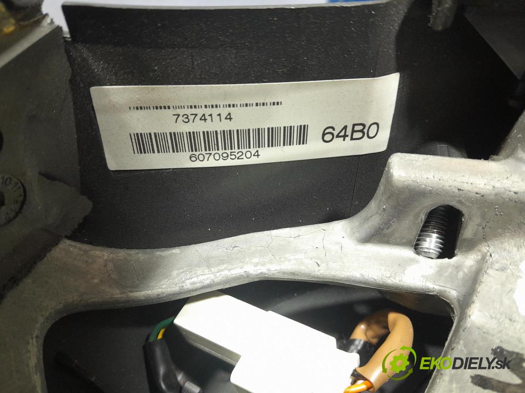 Toyota Auris 2007 volant 607095204