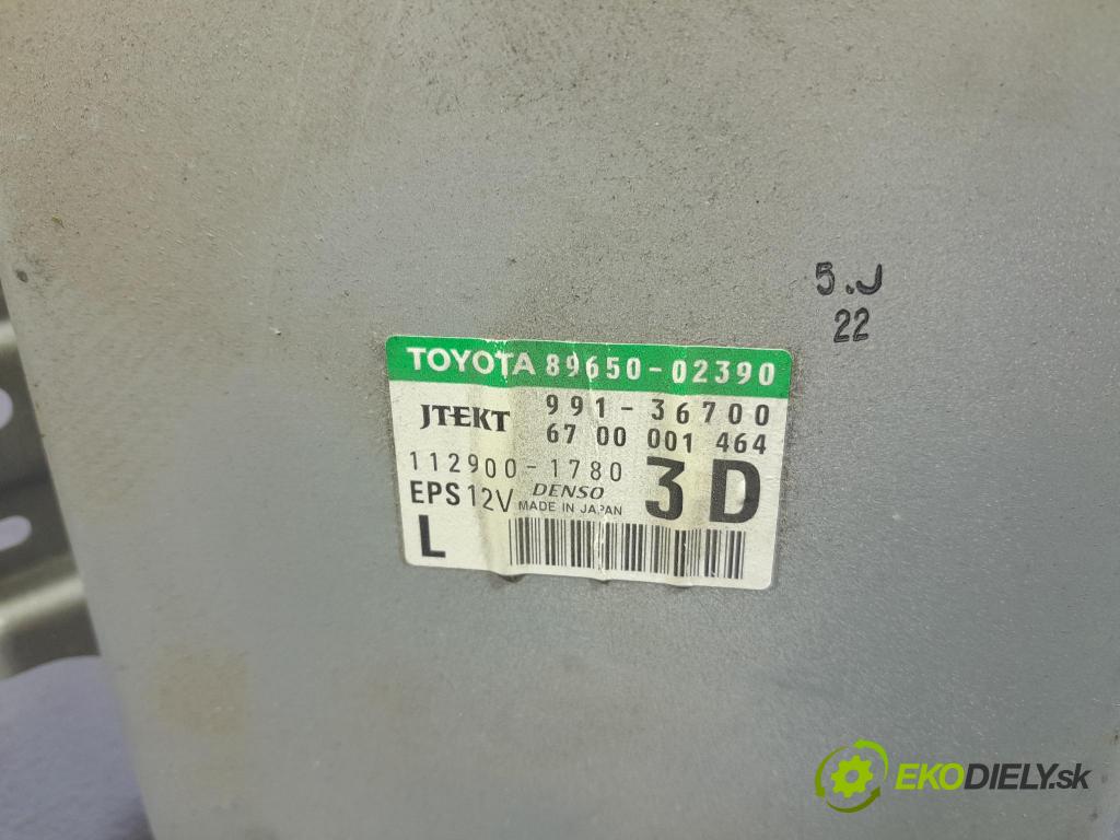 Toyota Auris 2007 řídící jednotka 89650-02390