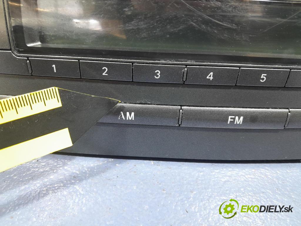 Toyota Auris 2007 Radio I Navigace: 86120-02520
