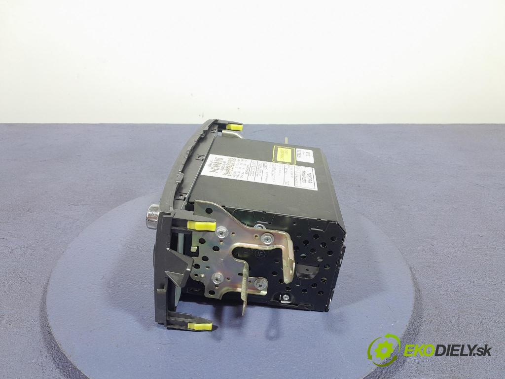 Toyota Auris 2007 Radio I Navigace: 86120-02520
