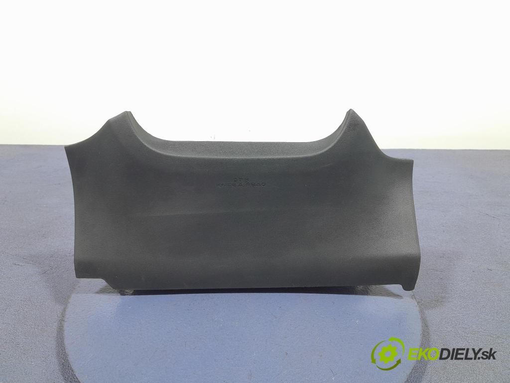 Toyota Auris 2007 Airbag: Koleno: x