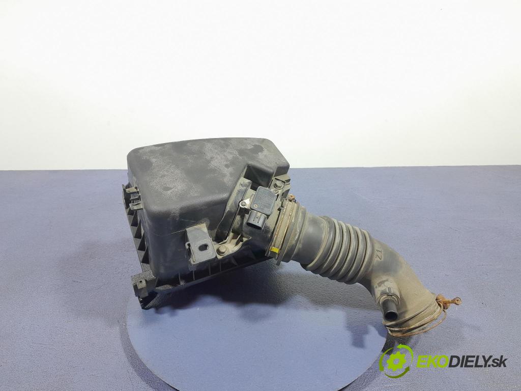 Toyota Auris 2007 obal Filtre: Vzduch: