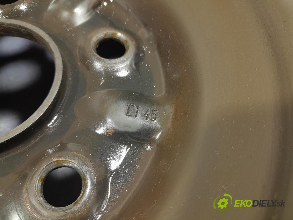Toyota Auris 2007 Ráfiky: Oceľ:
