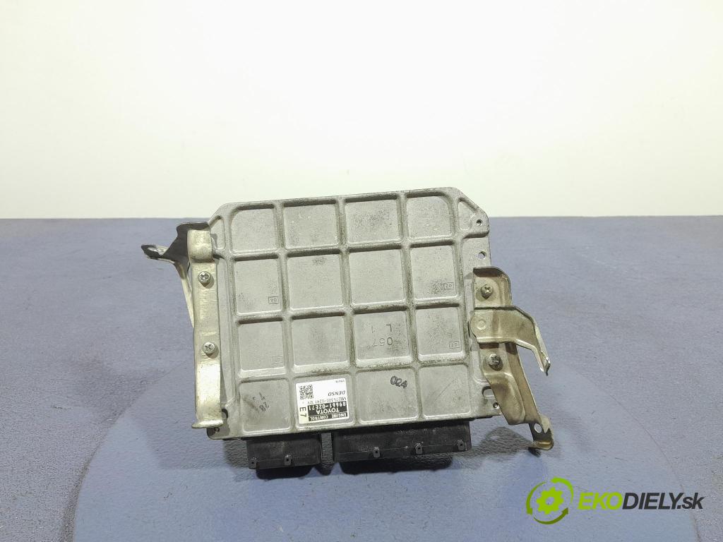 Toyota Auris 2007 riadiaca jednotka Motor: 89661-02E71