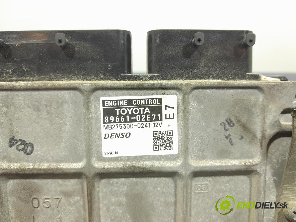Toyota Auris 2007 riadiaca jednotka Motor: 89661-02E71