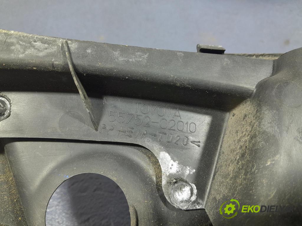 Toyota Auris 2007 torpédo 55781-02160
