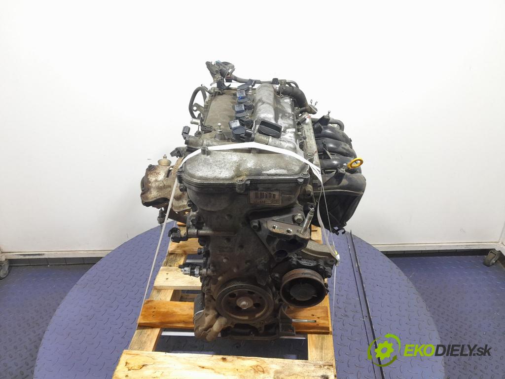 Toyota Auris 2007 motor Benzín: 1ZRFE