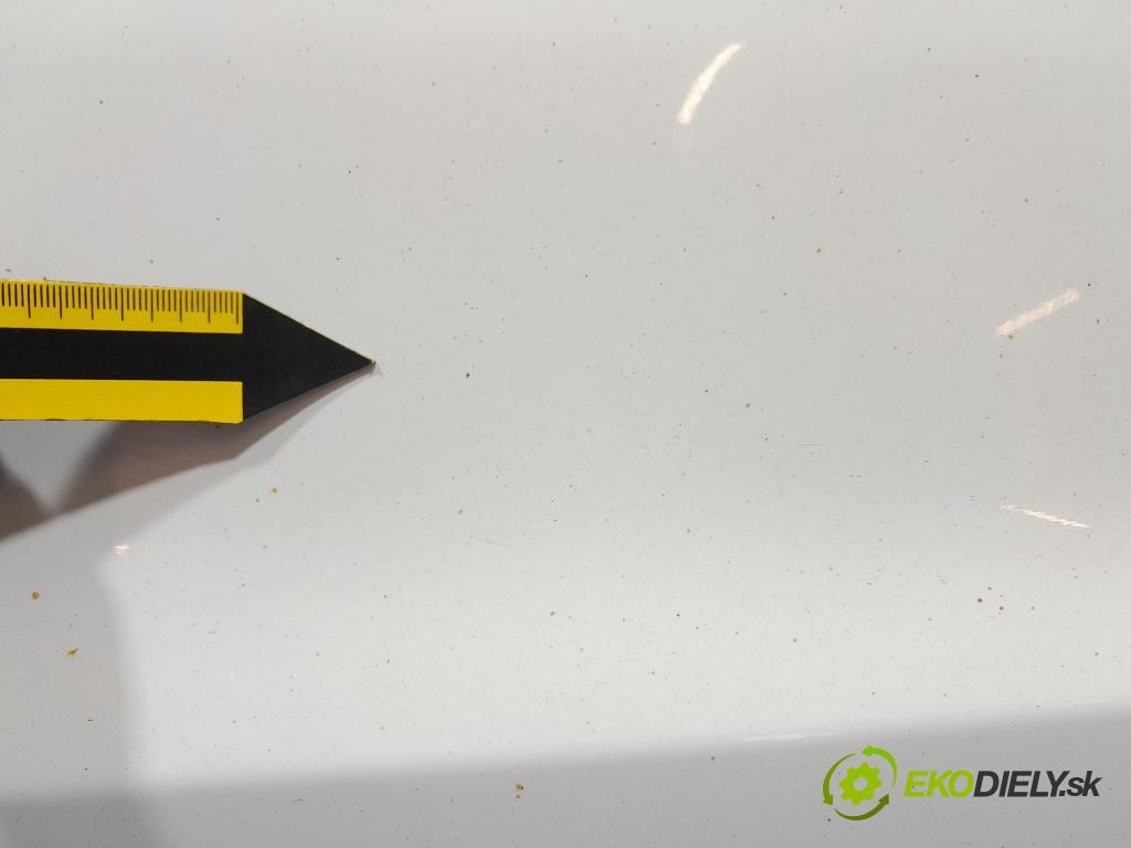 Dacia Duster 2023 dveře před prave