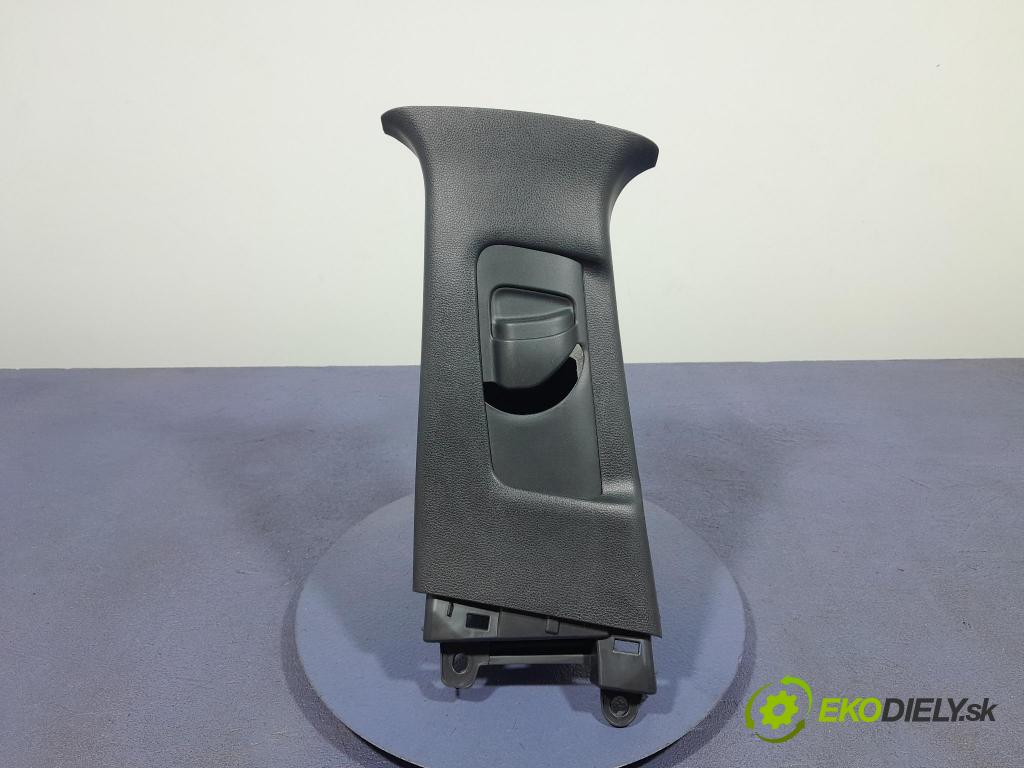 Toyota Corolla 2024 kryt Plast: Interiéry: 73024-02110