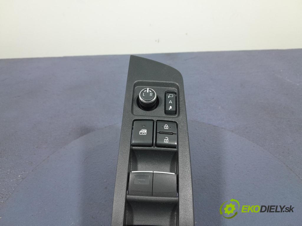 Toyota Corolla 2024 prepínač Okná: 84040-02490