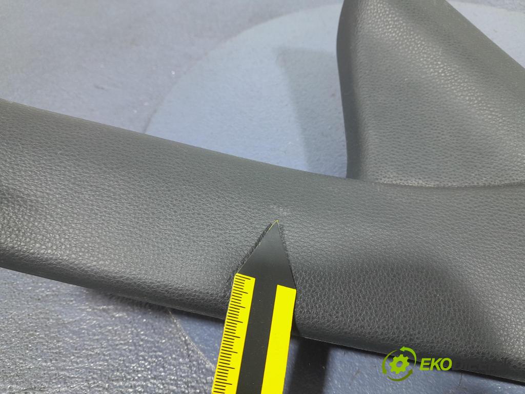 Toyota Corolla 2024 kryt Plast: Interiéry: 67918-02470
