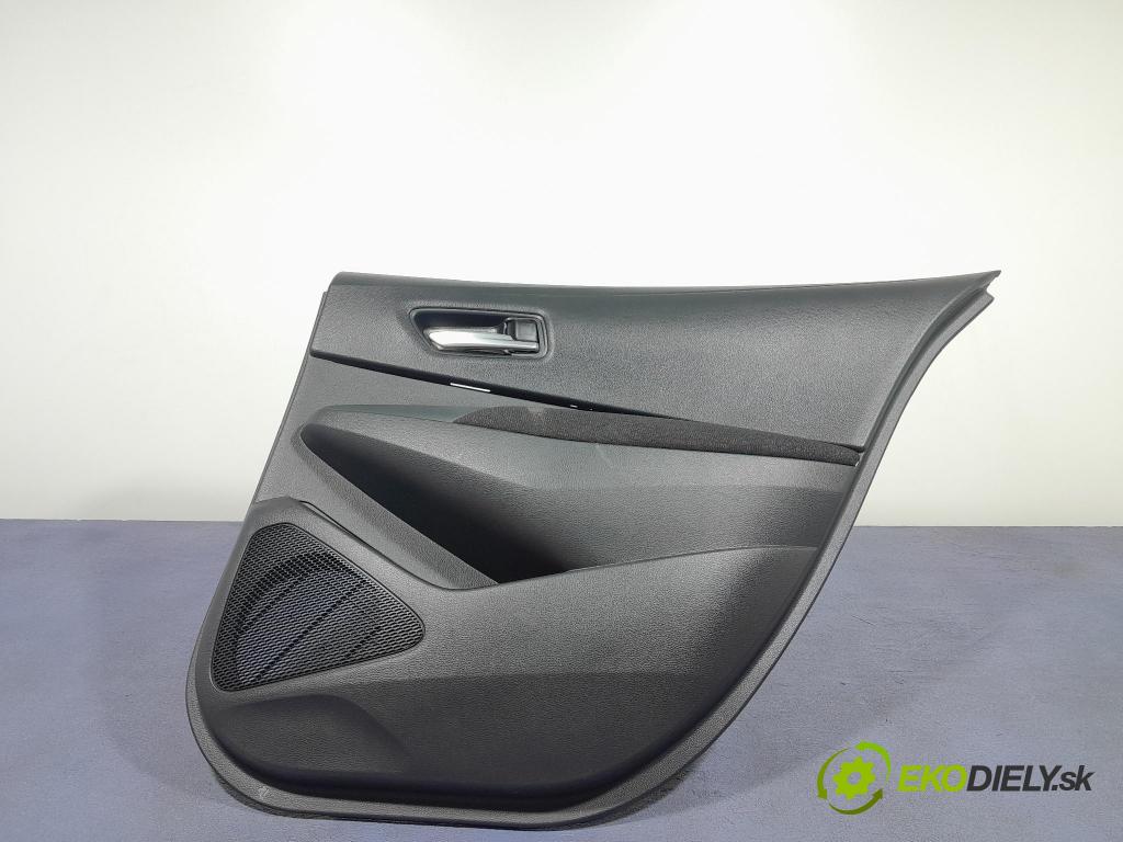 Toyota Corolla 2024 Čalounictví: dvere zad Prava: