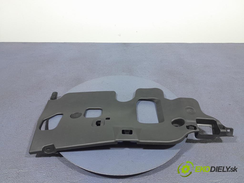 Toyota Corolla 2024 kryt Plast: Interiéry: 55606-02270
