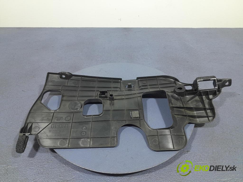 Toyota Corolla 2024 kryt Plast: Interiéry: 55606-02270