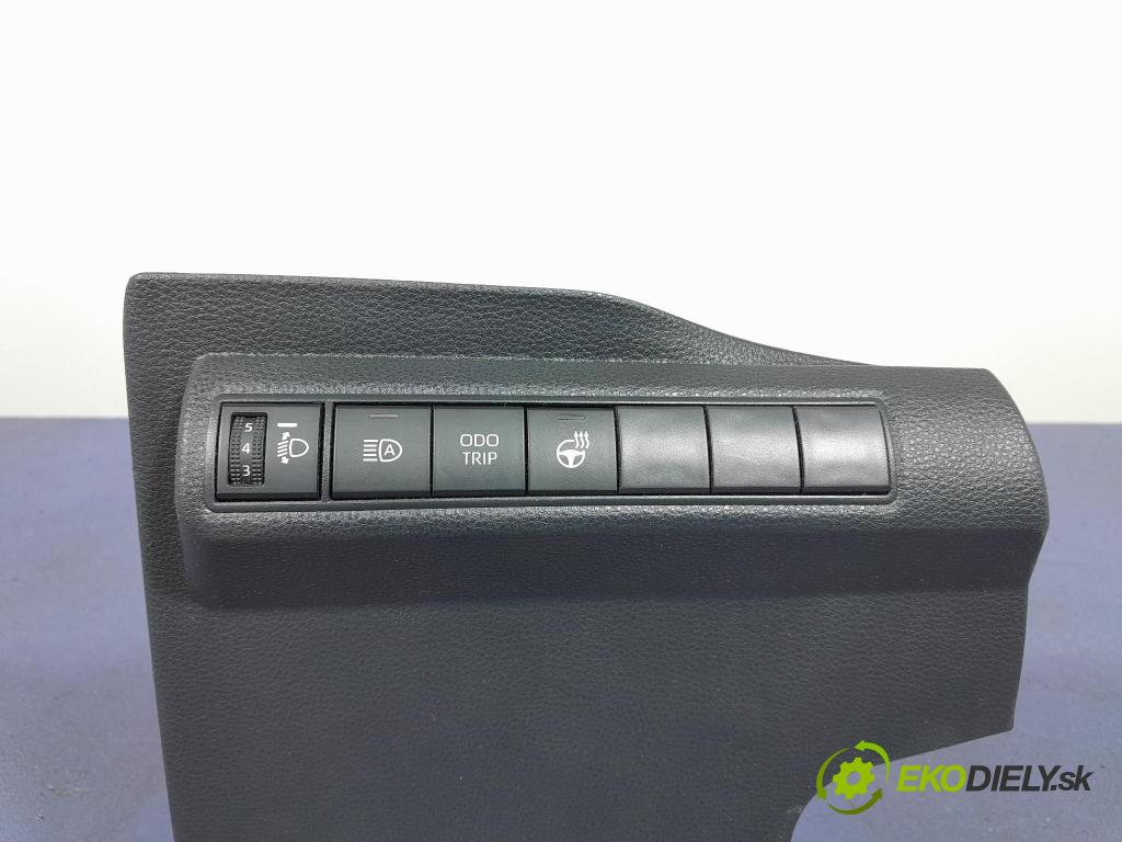 Toyota Corolla 2024 kryt Plast: Interiéry: 55432-02800