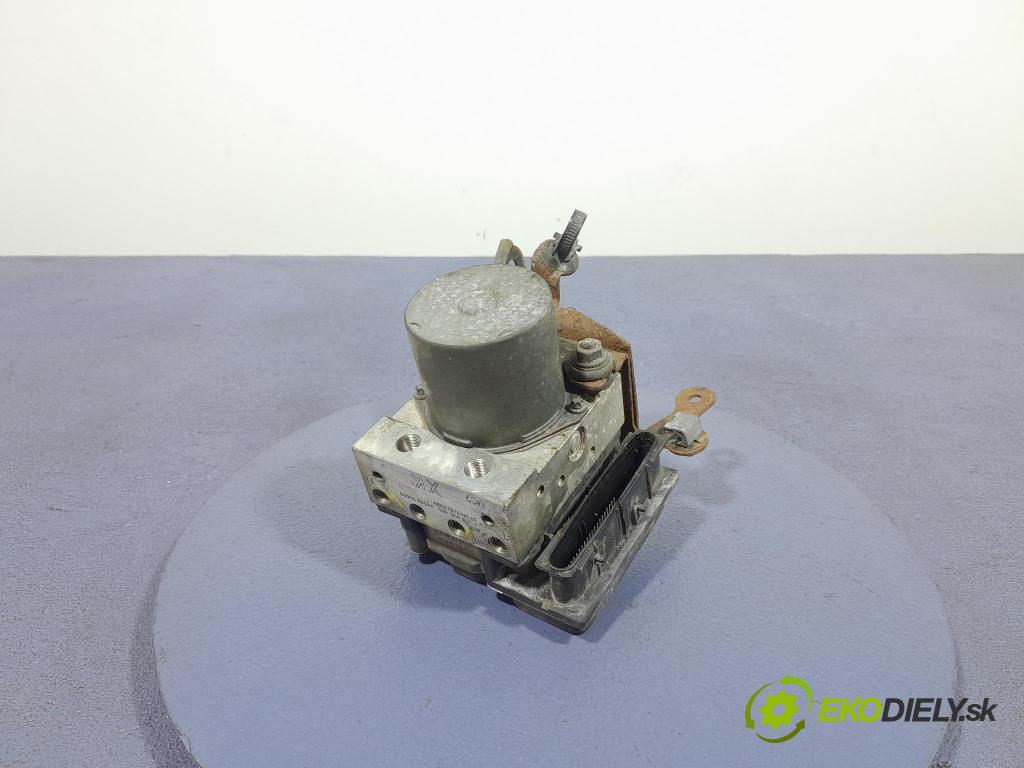 Toyota Auris 2007 čerpadlo ABS x 44540-02060