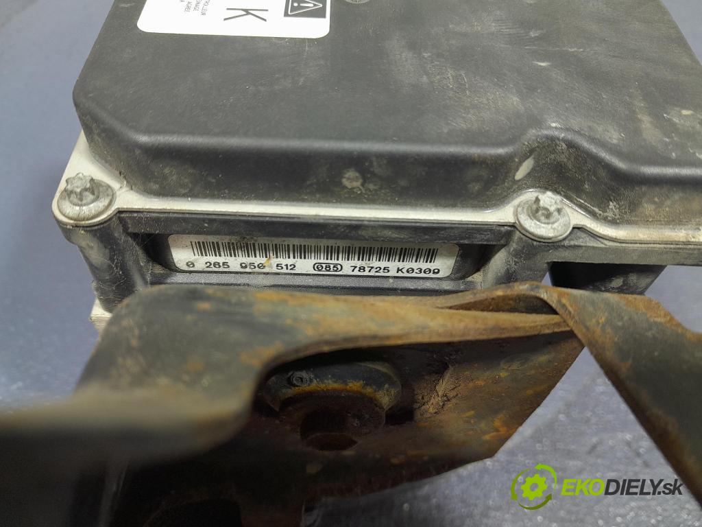 Toyota Auris 2007 čerpadlo ABS x 44540-02060