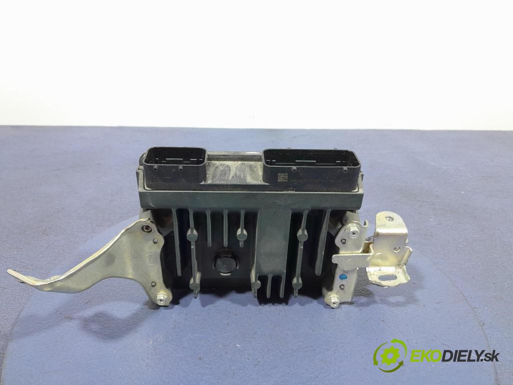 Toyota Corolla 2024 riadiaca jednotka Motor: 89666-02D20