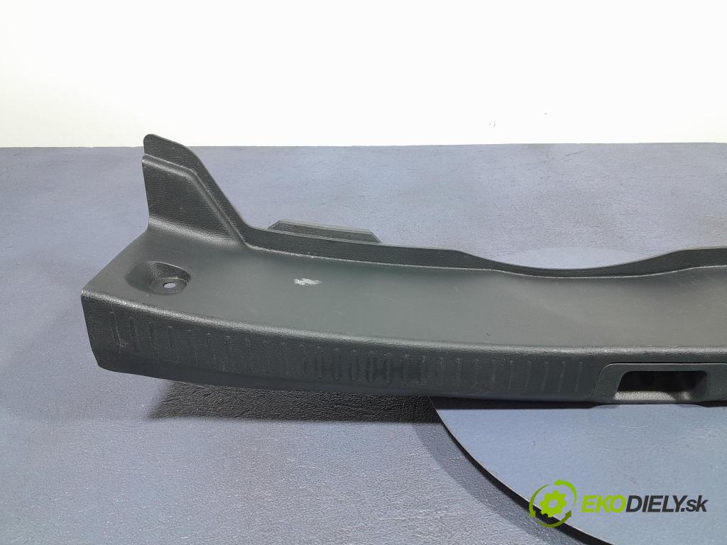 Toyota Corolla 2024 kryt Plast: Interiéry: 58387-02340