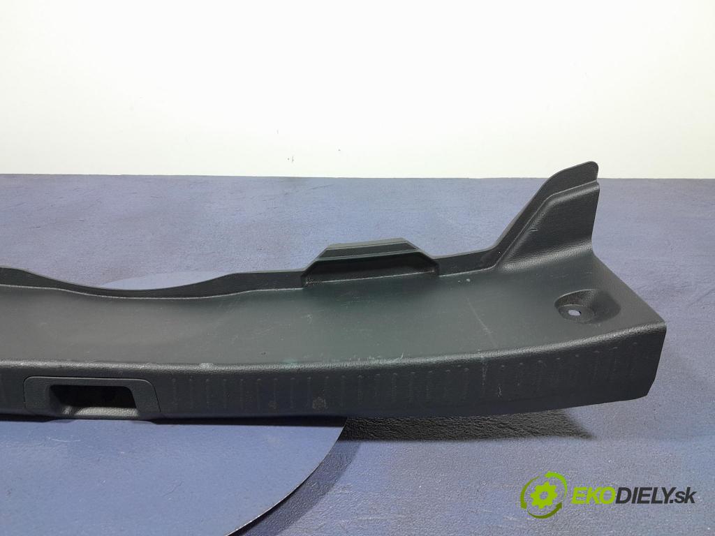 Toyota Corolla 2024 kryt Plast: Interiéry: 58387-02340