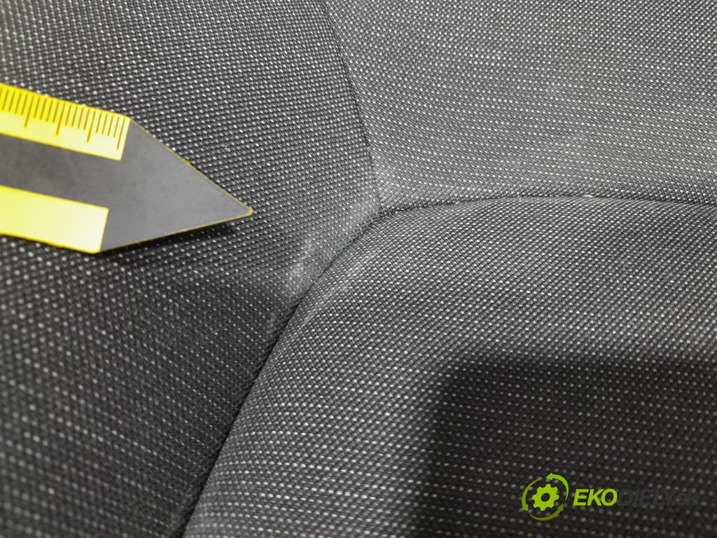 Toyota Corolla 2024 Sedačka spolujazdca