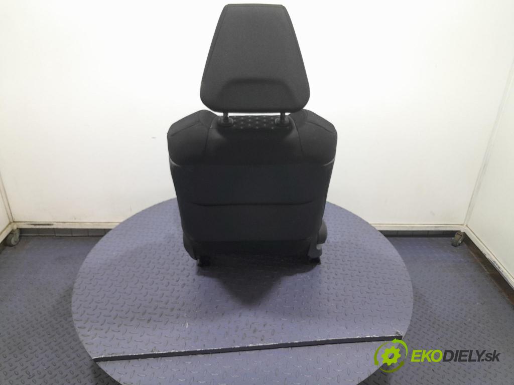 Toyota Corolla 2024 Sedačka spolujazdca