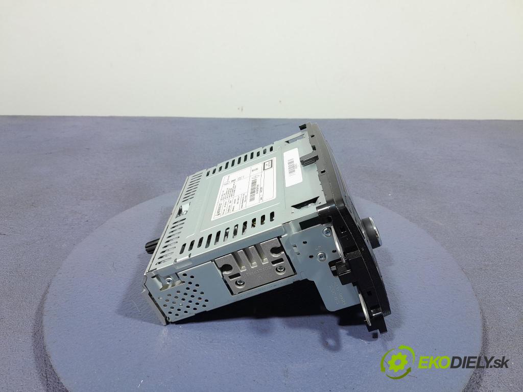 Renault Captur 2015 Radio I Navigace: 281156752R