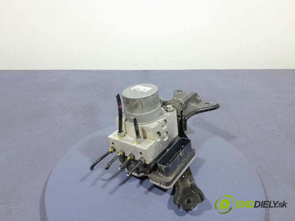 Toyota Corolla 2024 čerpadlo ABS x 44540-02F90