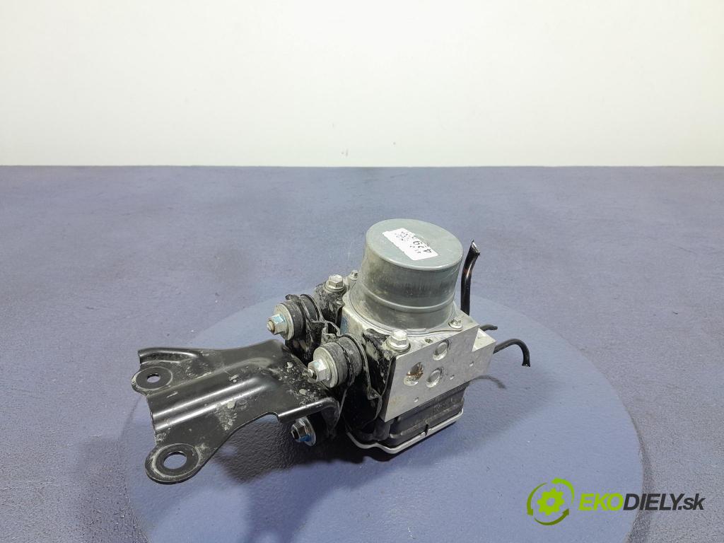 Toyota Corolla 2024 čerpadlo ABS x 44540-02F90