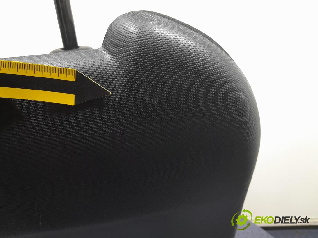 Renault Captur 2015 Sedačka Ovládače: