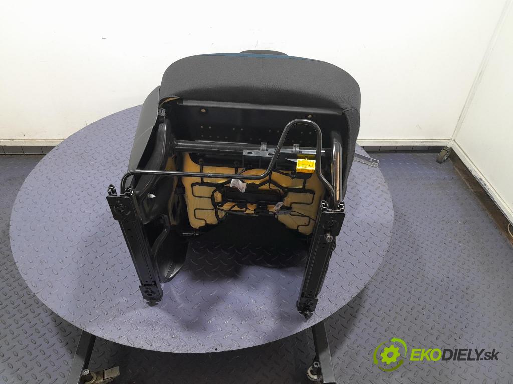 Renault Captur 2015 Sedačka spolujazdca 