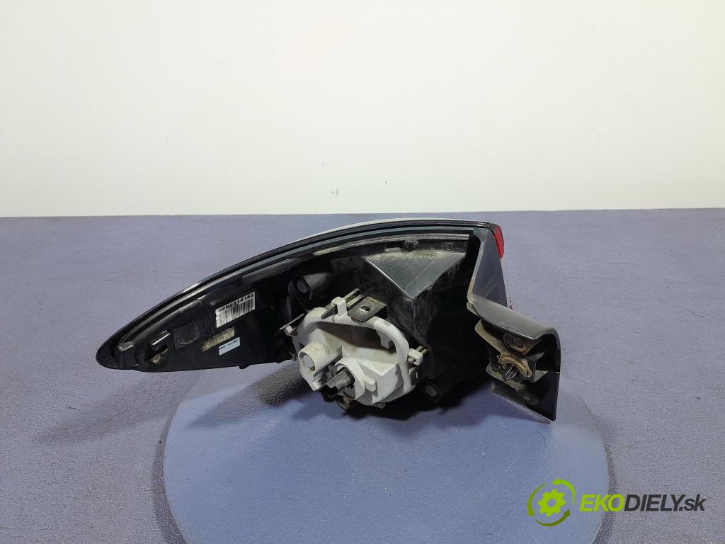 Renault Captur 2015 světlo Zad: Práva: Mimo: 265509762R