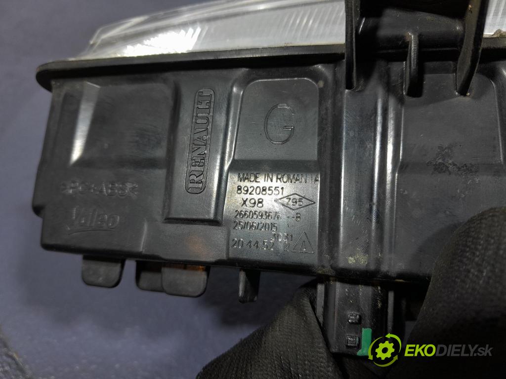 Renault Captur 2015 Halogen Levý: 266059367R