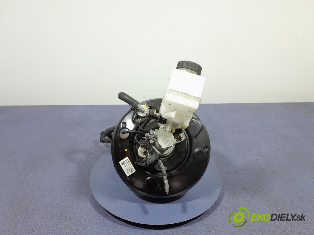 Toyota Corolla 2024 servo Brzdní: 47200-02Q60-B