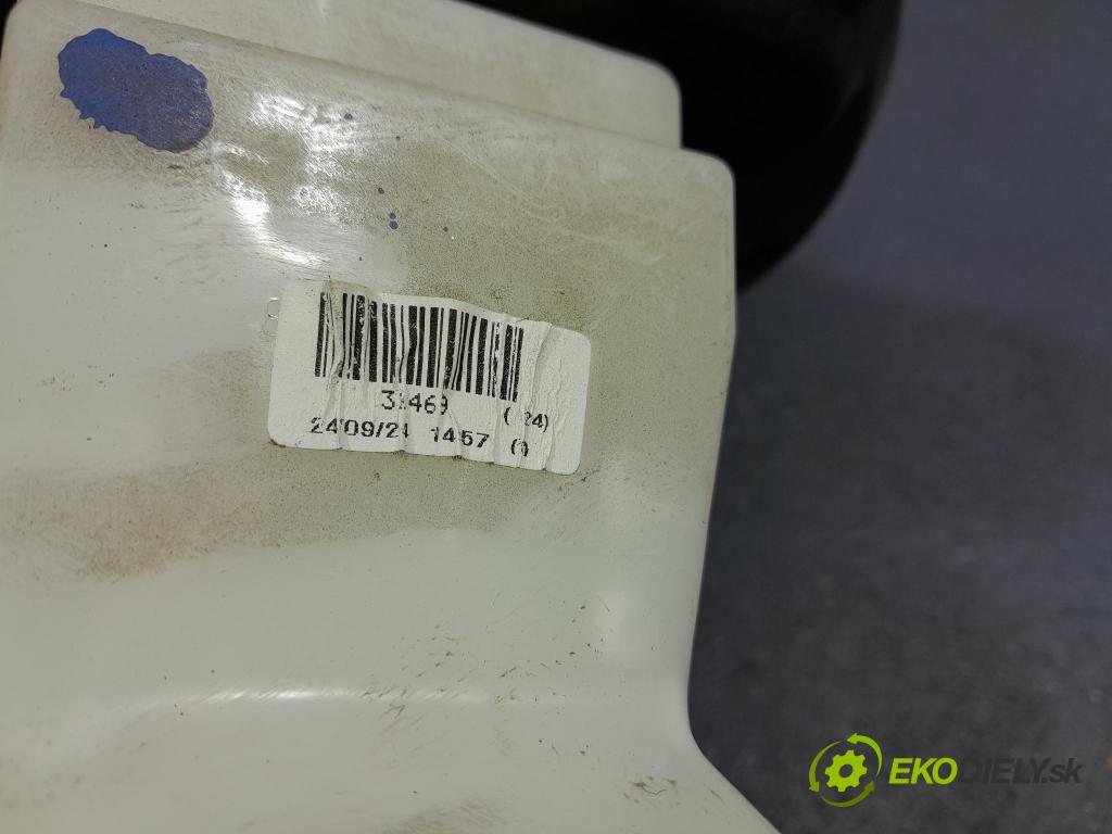 Toyota Corolla 2024 servo Brzdní: 47200-02Q60-B