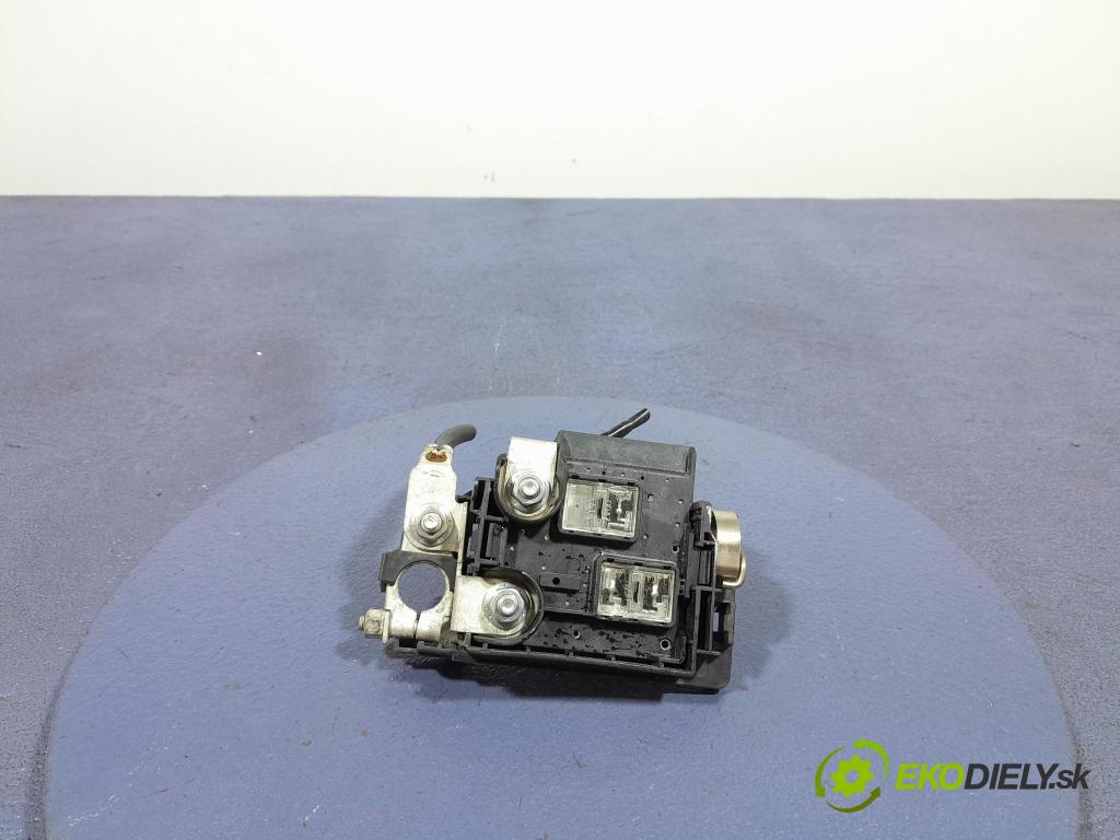 Toyota Corolla 2024 inštalácia Elektrický: 7173-3232-30