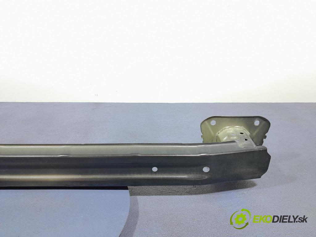 Toyota Corolla 2024 výstuha narazník zad