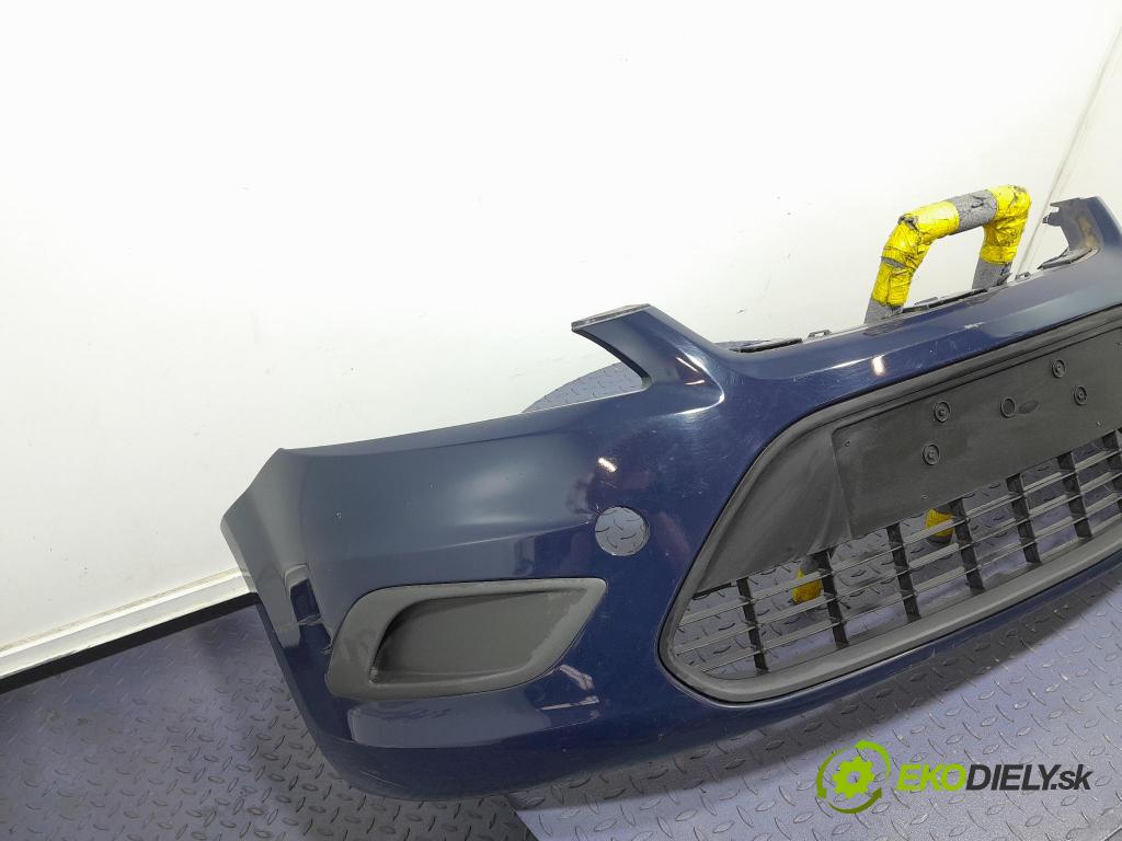 Ford Focus 2008 nárazník před