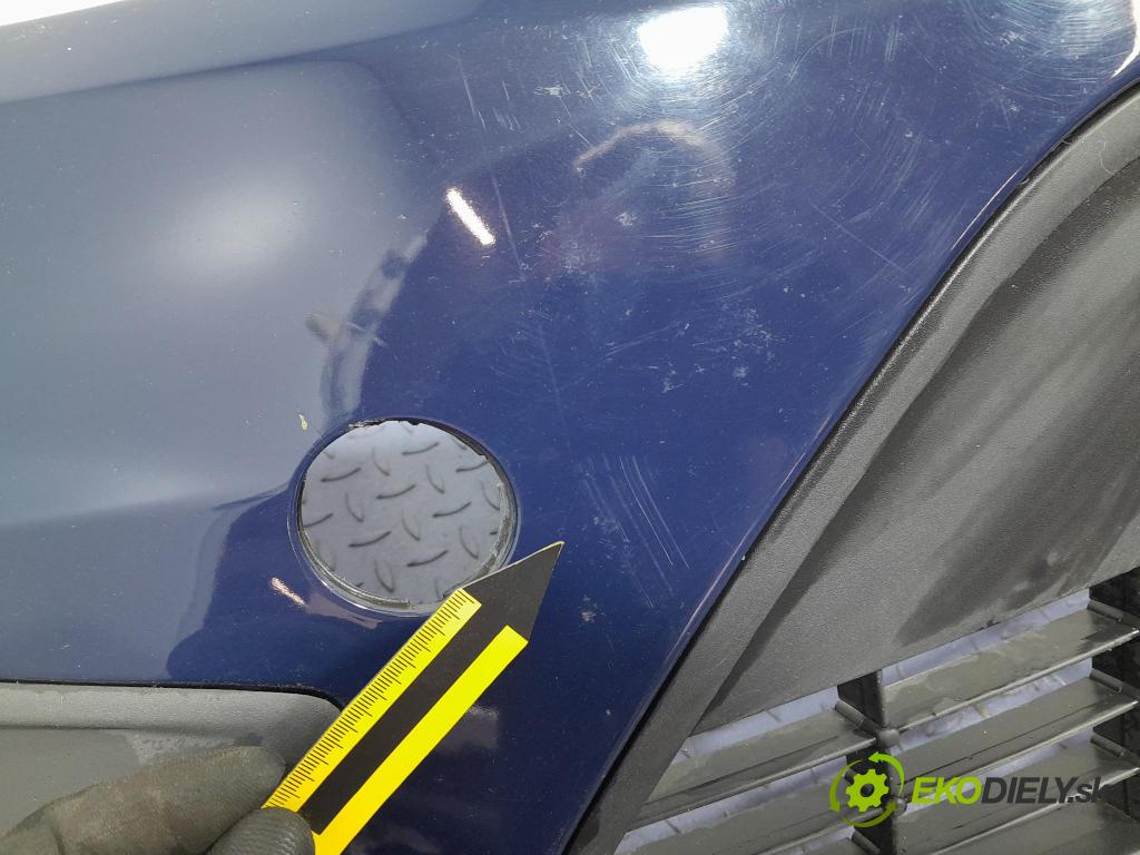 Ford Focus 2008 nárazník před