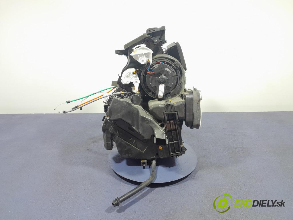 Dacia Duster 2023 radiátor 272109931R