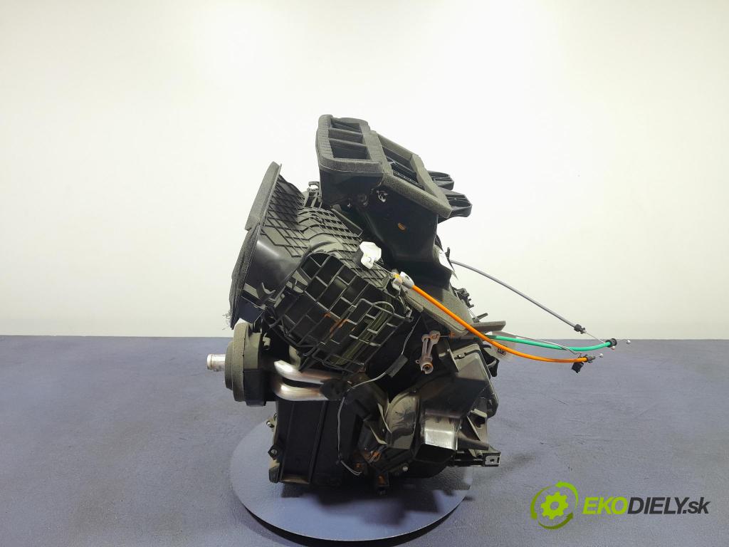 Dacia Duster 2023 radiátor 272109931R