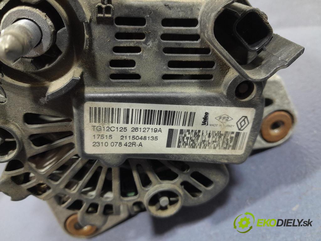 Renault Captur 2015 Alternator 2612719A