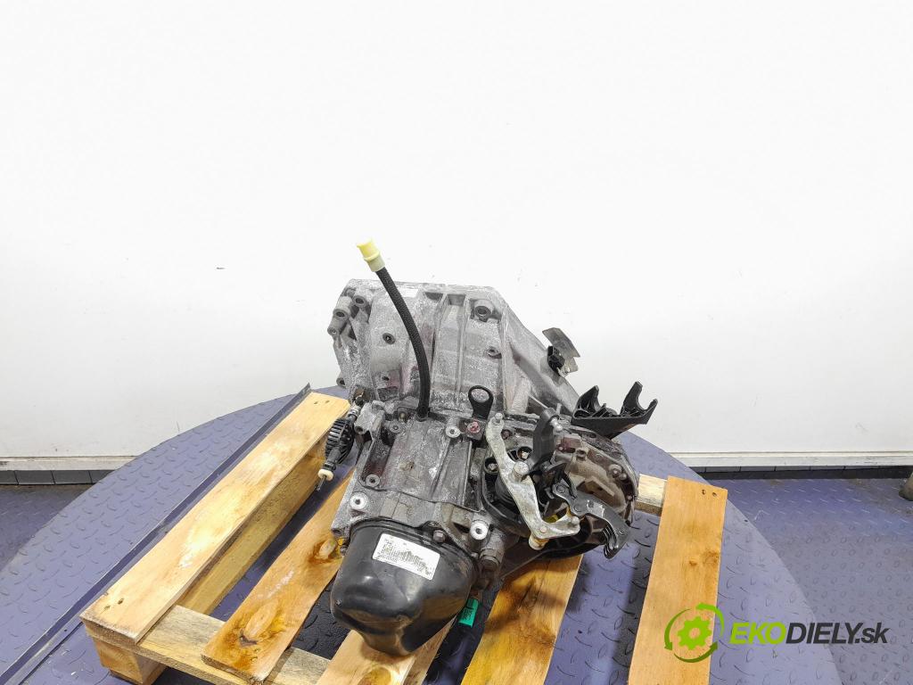 Renault Captur 2015 převodovka Ozubené kola: Manualna JR5357